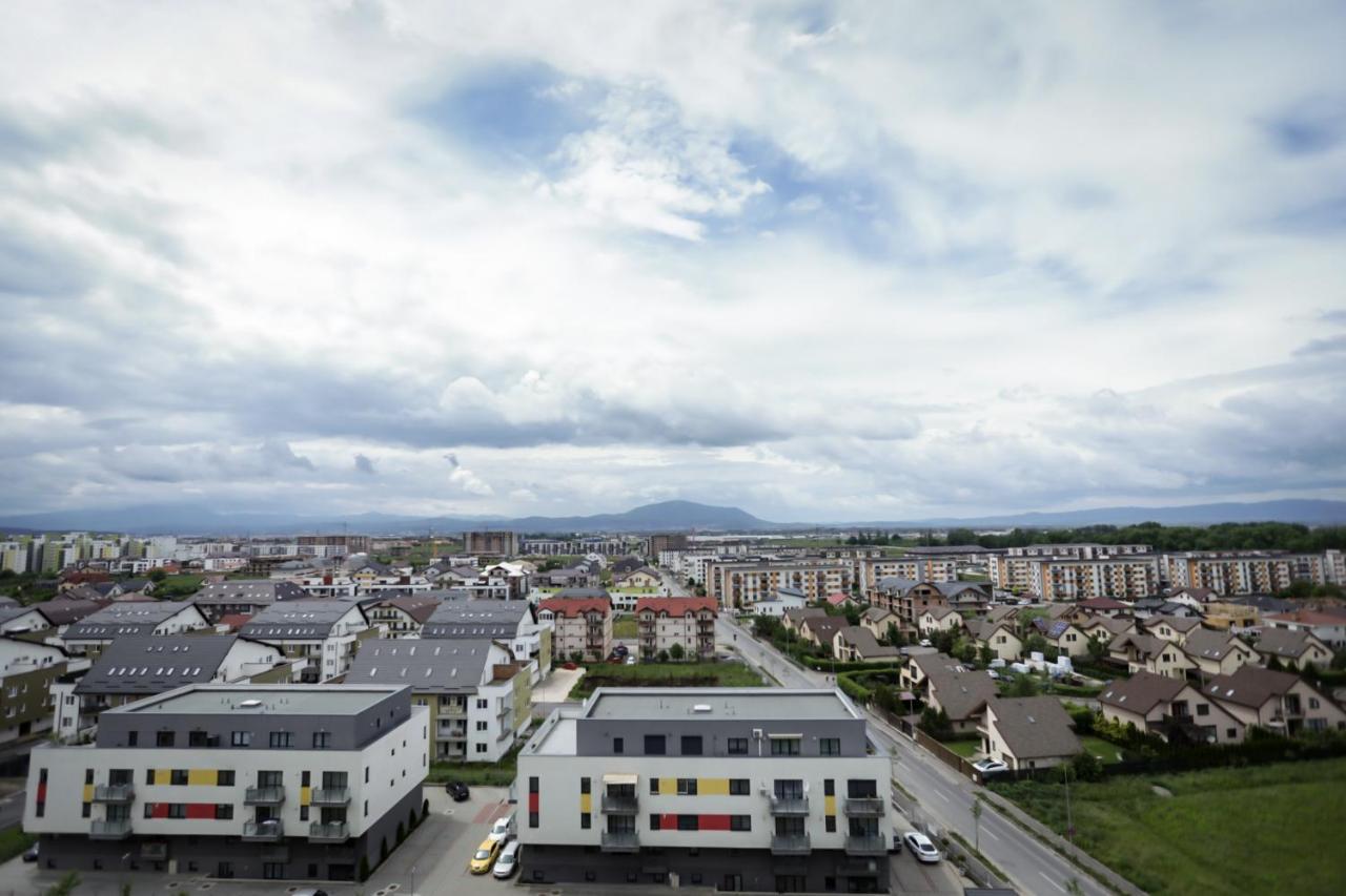 Isaran Apartament With Panoramic City View Braşov Eksteriør billede