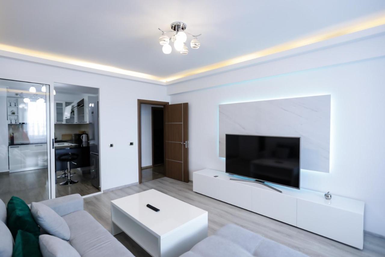 Isaran Apartament With Panoramic City View Braşov Eksteriør billede